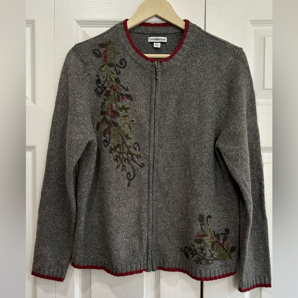 Croft & Barrow grey vintage cardigan festive embroidery silk blend Petite Large